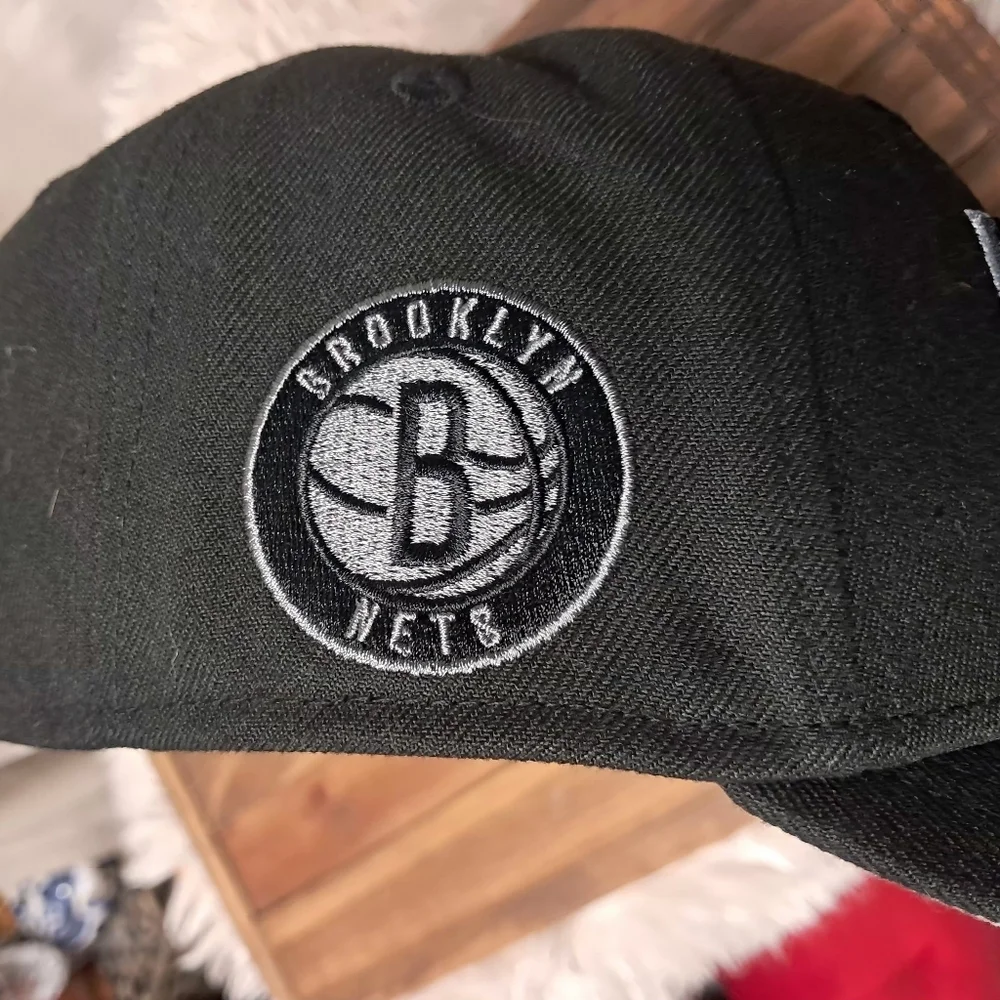 New Era Brooklyn Nets Statement Edition Snap Back NWT